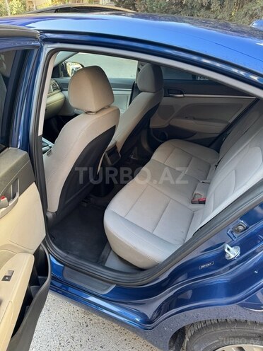 Hyundai Elantra 2018, 87,000 km - 2.0 l - Bakı