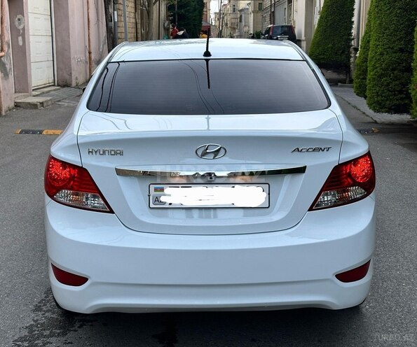 Hyundai Accent 2012, 205,000 km - 1.6 l - Bakı