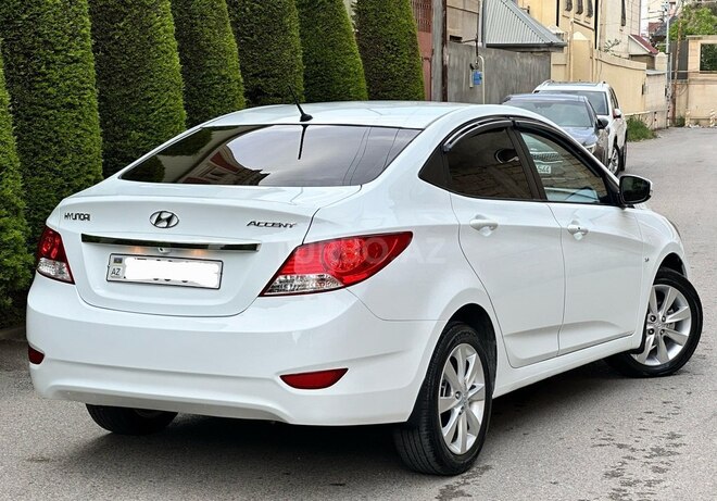 Hyundai Accent 2012, 205,000 km - 1.6 l - Bakı