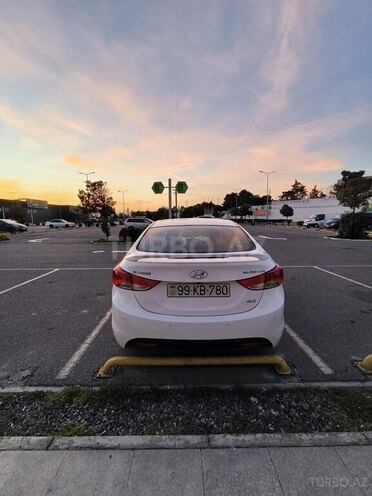 Hyundai Elantra 2013, 195,000 km - 1.6 l - Bakı