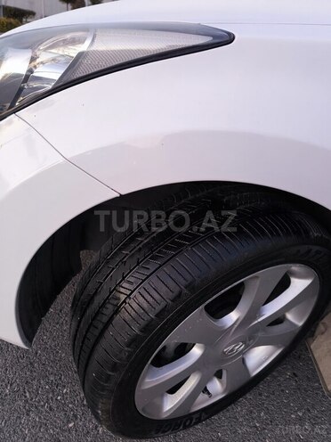 Hyundai Elantra 2013, 195,000 km - 1.6 l - Bakı