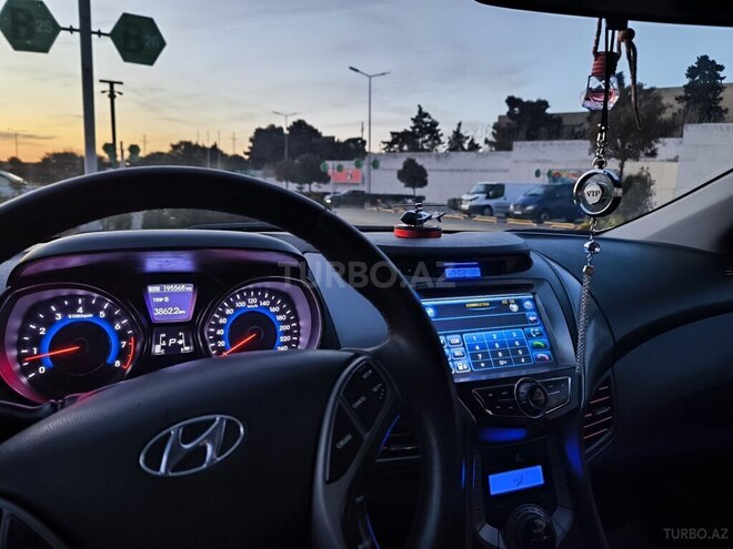 Hyundai Elantra 2013, 195,000 km - 1.6 l - Bakı