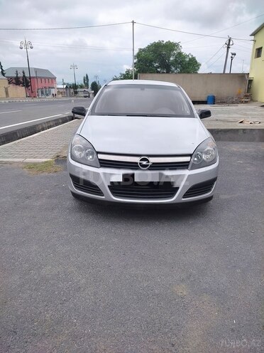 Opel Astra 2006, 311,000 km - 1.4 l - Şəki