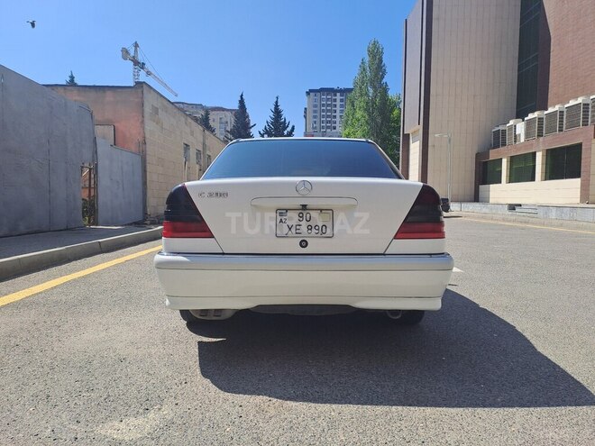 Mercedes C 230 1998, 270,000 km - 2.3 л - Bakı
