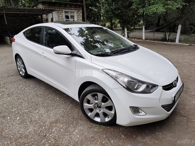 Hyundai Elantra 2011, 123,000 km - 1.8 л - Mingəçevir
