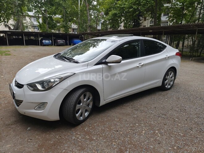 Hyundai Elantra 2011, 123,000 km - 1.8 л - Mingəçevir