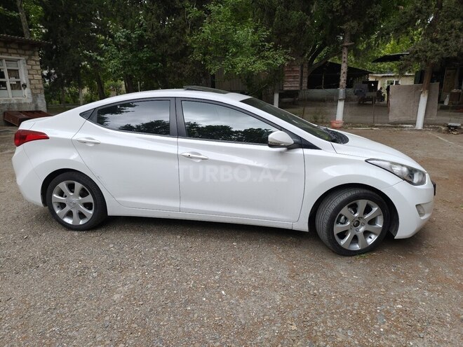 Hyundai Elantra 2011, 123,000 km - 1.8 л - Mingəçevir