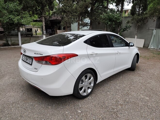 Hyundai Elantra 2011, 123,000 km - 1.8 л - Mingəçevir