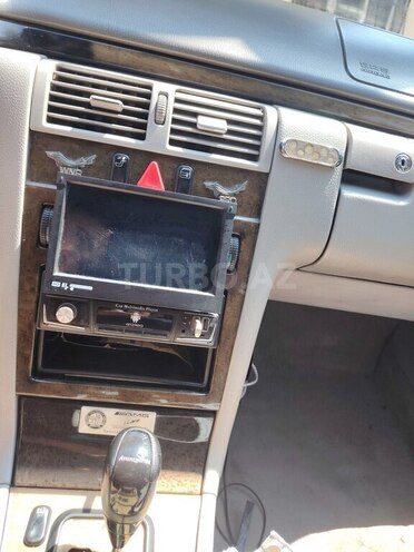 Mercedes E 270 2001, 692,000 km - 2.7 l - Bakı