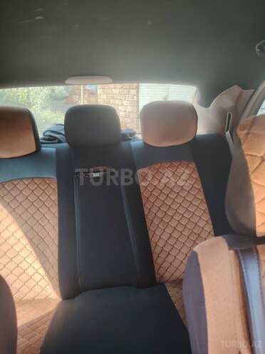 Mercedes E 270 2001, 692,000 km - 2.7 l - Bakı