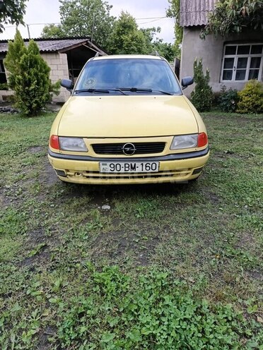 Opel Astra 1994, 360,000 km - 1.6 l - Balakən