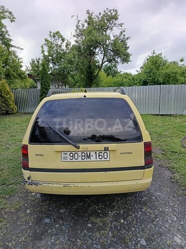 Opel Astra 1994, 360,000 km - 1.6 l - Balakən