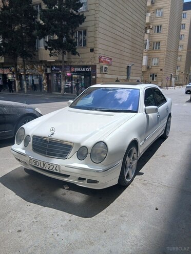 Mercedes E 200 2000, 303,000 km - 2.0 l - Bakı