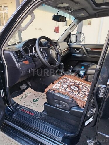 Mitsubishi Pajero 2007, 197,000 km - 3.0 l - Bakı