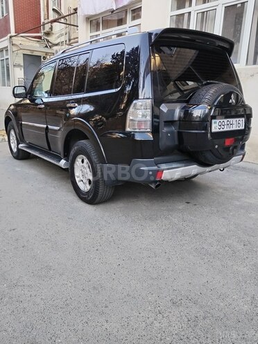 Mitsubishi Pajero 2007, 197,000 km - 3.0 l - Bakı