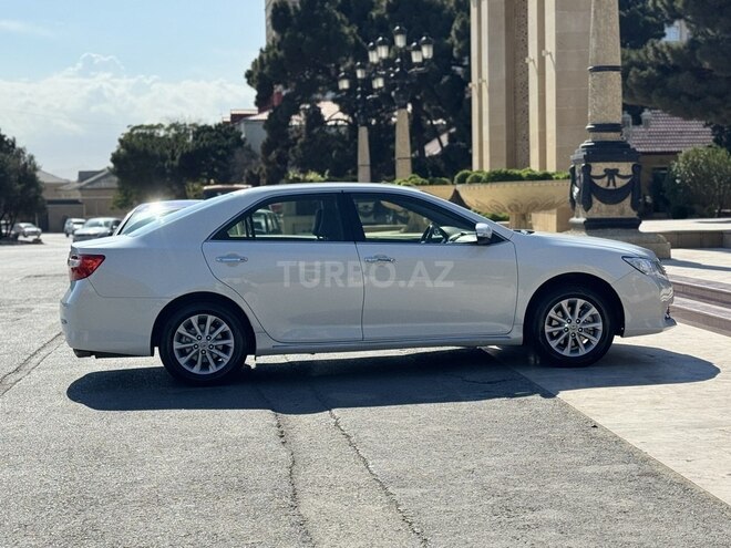 Toyota Camry 2013, 240,000 km - 2.5 л - Bakı