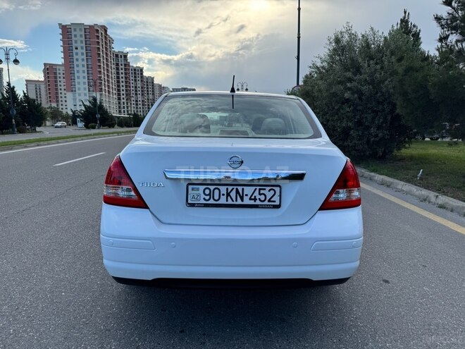 Nissan Tiida 2010, 107,000 km - 1.6 l - Bakı