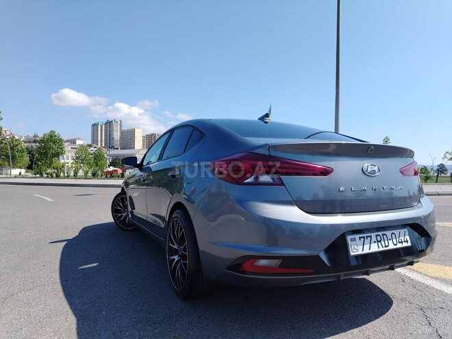 Hyundai Elantra 2019, 39,000 km - 2.0 л - Bakı