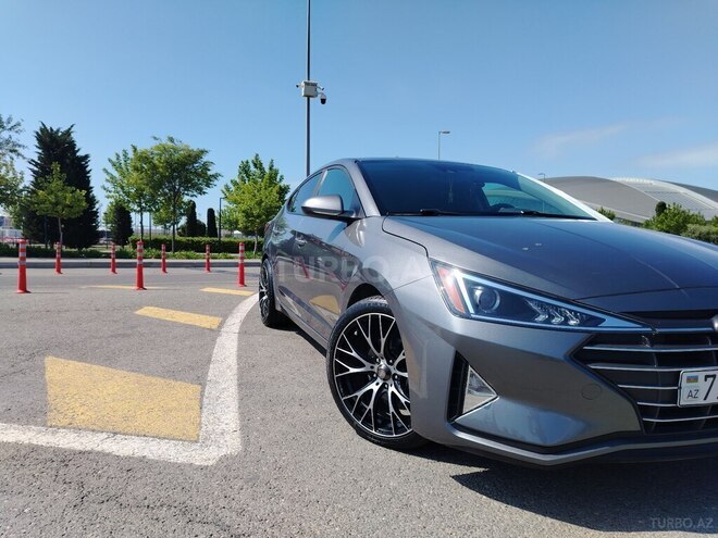 Hyundai Elantra 2019, 39,000 km - 2.0 л - Bakı