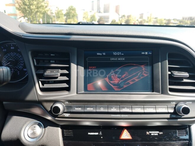 Hyundai Elantra 2019, 39,000 km - 2.0 л - Bakı