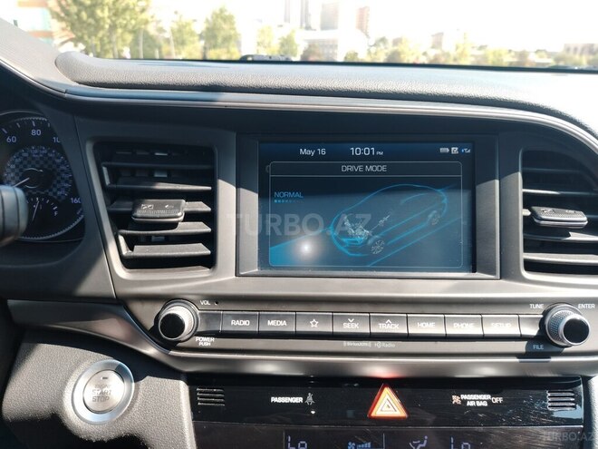 Hyundai Elantra 2019, 39,000 km - 2.0 л - Bakı