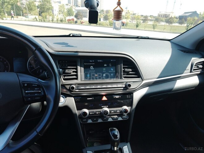 Hyundai Elantra 2019, 39,000 km - 2.0 л - Bakı