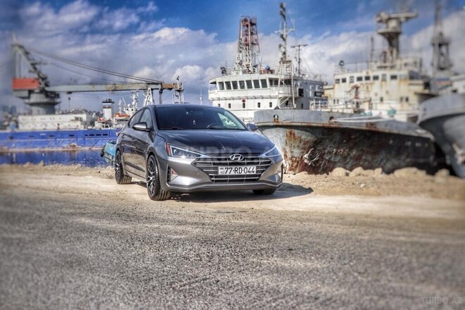 Hyundai Elantra 2019, 39,000 km - 2.0 л - Bakı