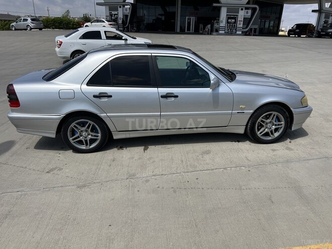 Mercedes C 220 d 1999, 420,095 km - 2.2 l - Bakı