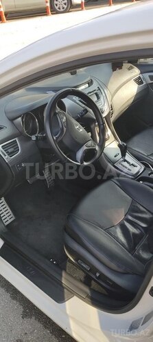 Hyundai Elantra 2013, 315,000 km - 1.8 л - Bakı
