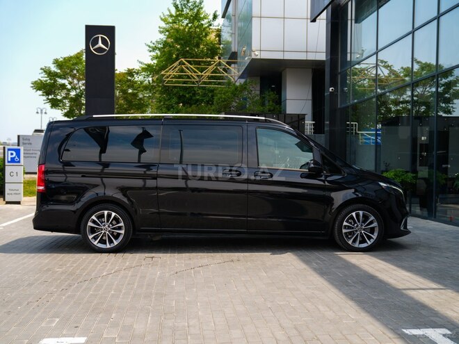 Mercedes V 220 2023, 53,000 km - 2.2 l - Bakı