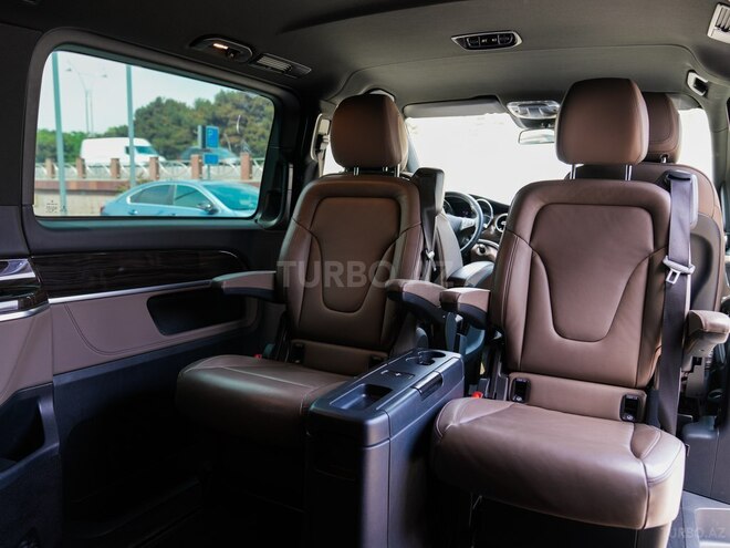 Mercedes V 220 2023, 53,000 km - 2.2 l - Bakı
