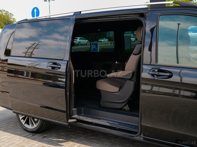 Mercedes V 220 2023, 53,000 km - 2.2 l - Bakı