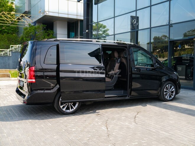 Mercedes V 220 2023, 53,000 km - 2.2 l - Bakı
