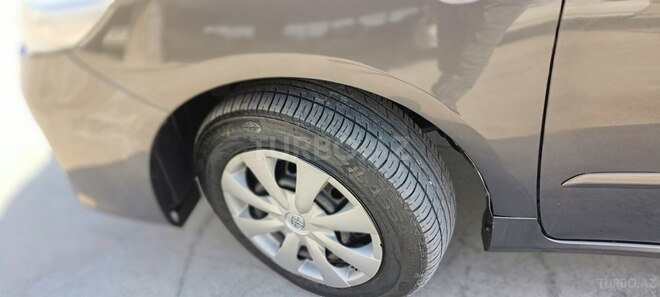 Toyota Corolla 2012, 252,000 km - 1.6 l - Bakı