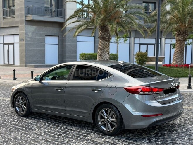 Hyundai Elantra 2017, 114,300 km - 2.0 l - Bakı