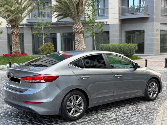 Hyundai Elantra 2017, 114,300 km - 2.0 l - Bakı