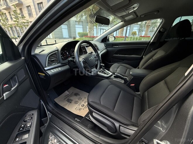 Hyundai Elantra 2017, 114,300 km - 2.0 l - Bakı