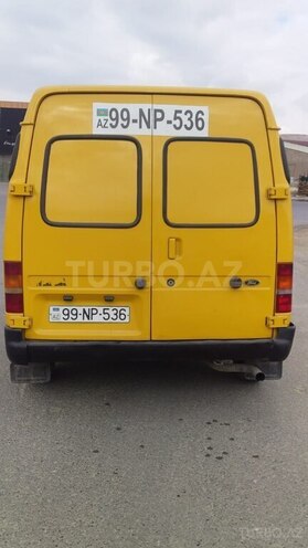 Ford Transit-2