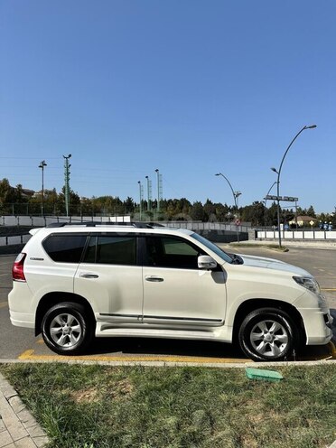 Toyota Land Cruiser Prado 2012, 241,000 km - 2.7 л - Bakı