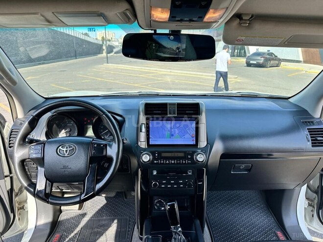 Toyota Land Cruiser Prado 2012, 241,000 km - 2.7 л - Bakı