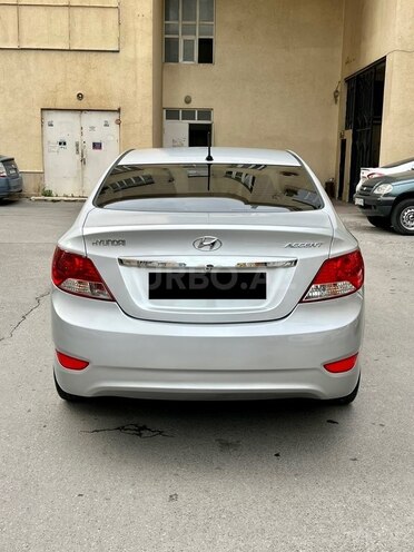 Hyundai Accent 2013, 220,000 km - 1.6 l - Bakı