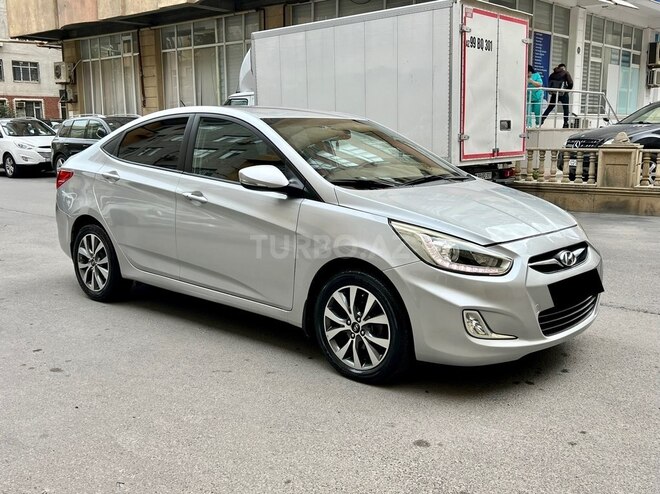 Hyundai Accent 2013, 220,000 km - 1.6 l - Bakı