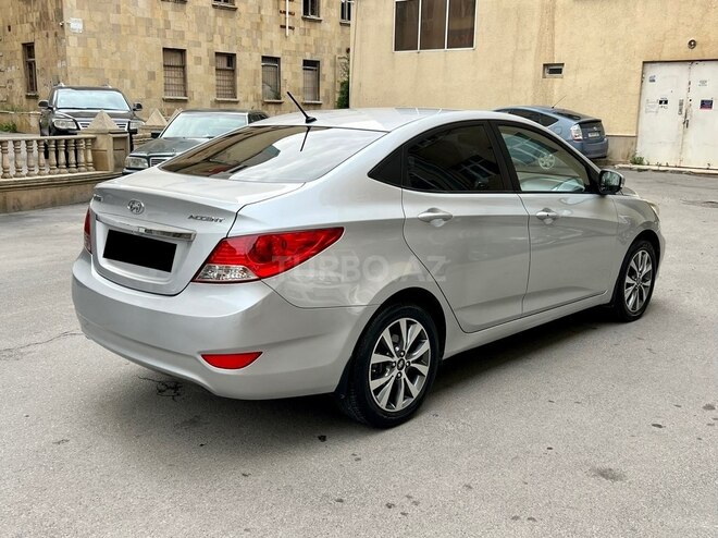 Hyundai Accent 2013, 220,000 km - 1.6 l - Bakı