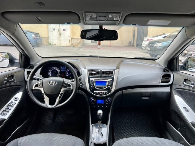 Hyundai Accent 2013, 220,000 km - 1.6 l - Bakı