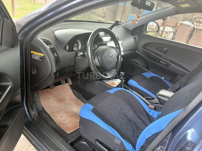 Kia Ceed 2007, 355,000 km - 1.6 л - Qobustan