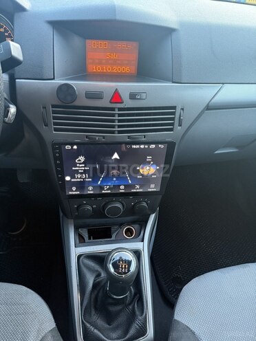 Opel Astra 2006, 298,000 km - 1.3 l - Bakı