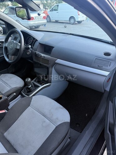 Opel Astra 2006, 298,000 km - 1.3 l - Bakı