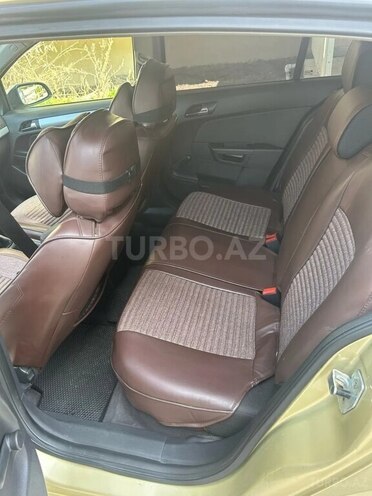 Opel Astra 2024, 196,000 km - 1.4 l - Bakı