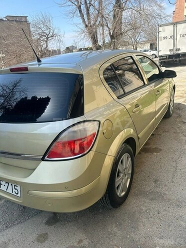 Opel Astra 2024, 196,000 km - 1.4 l - Bakı