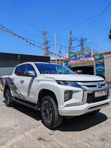 Mitsubishi L200 2023, 33,500 km - 2.5 l - Xırdalan
